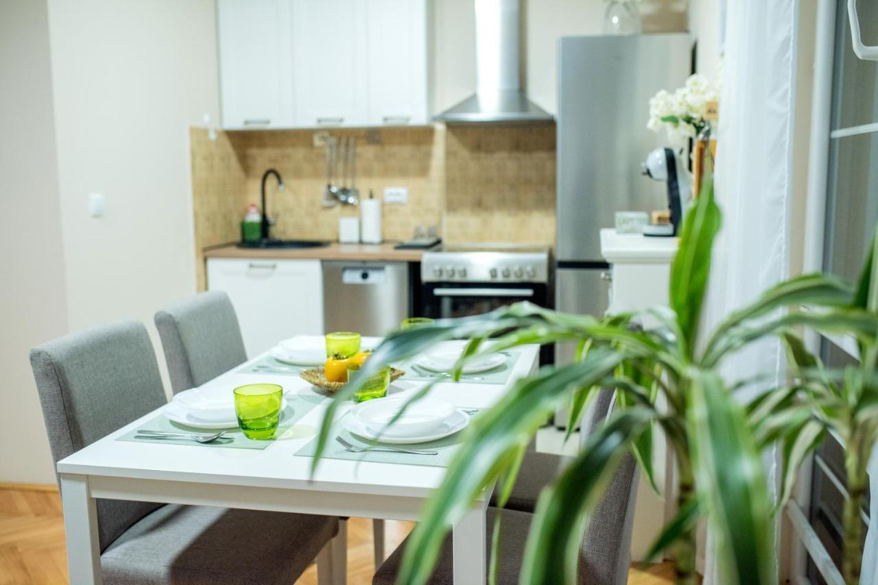 Apartman Centar Пожареваць Екстер'єр фото
