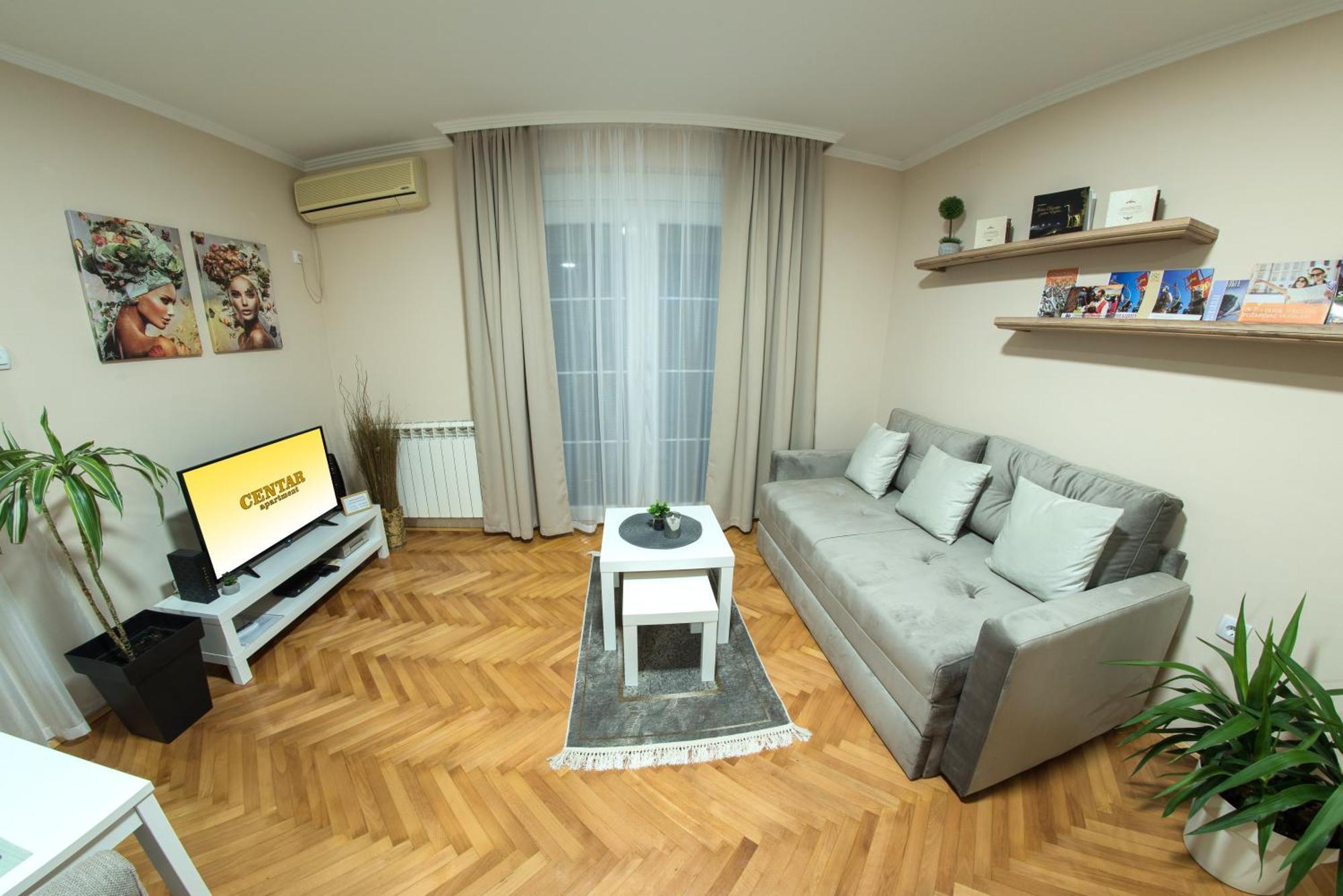 Apartman Centar Пожареваць Екстер'єр фото