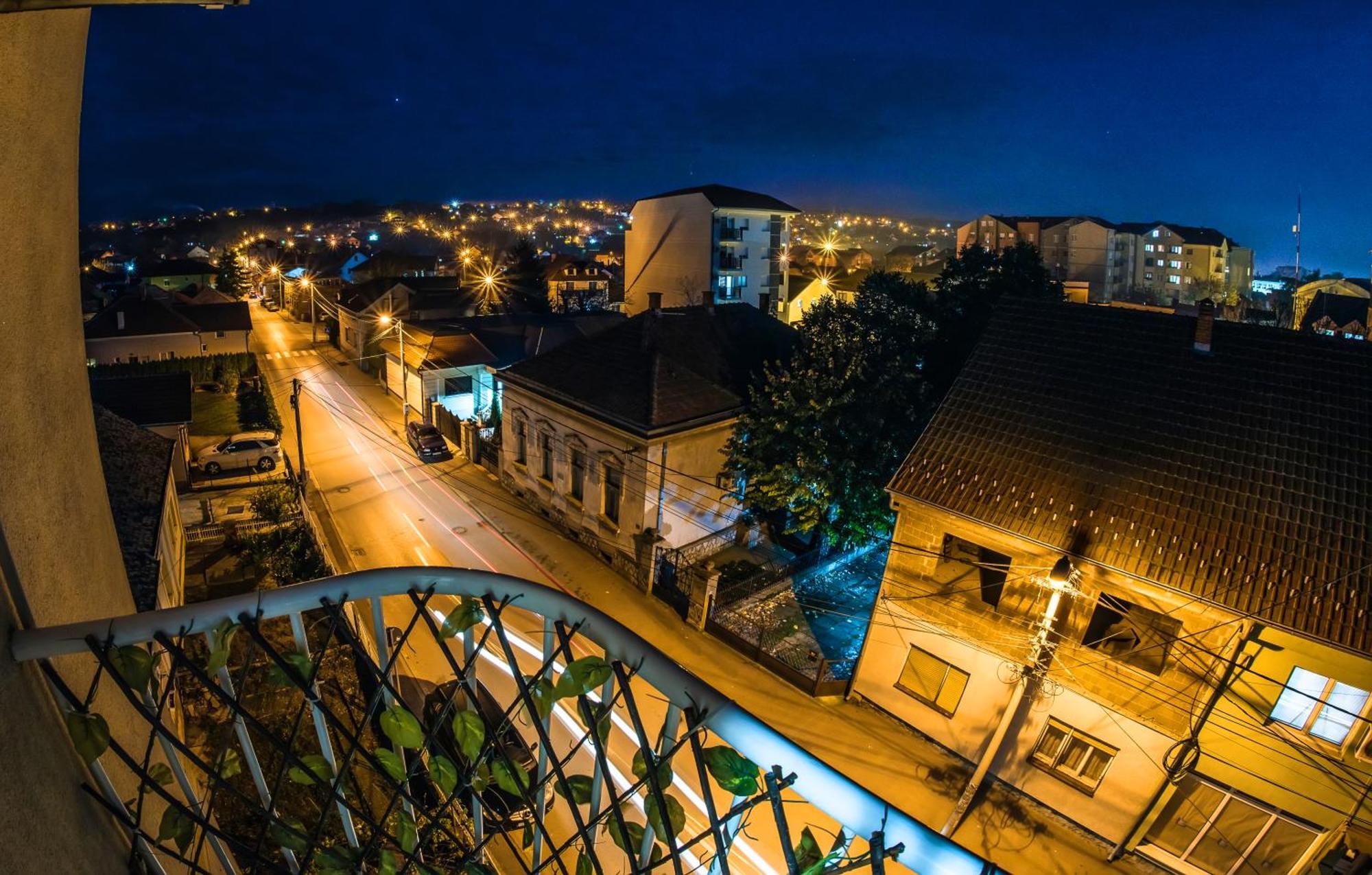 Apartman Centar Пожареваць Екстер'єр фото