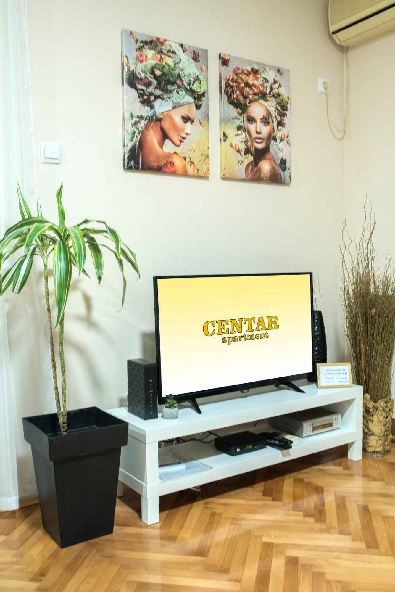 Apartman Centar Пожареваць Екстер'єр фото